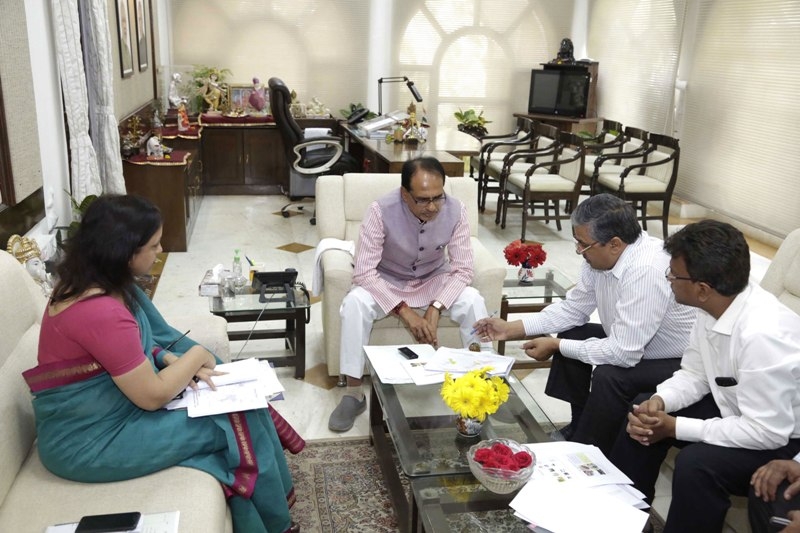 GAIL India Chairman calls on CM Chouhan