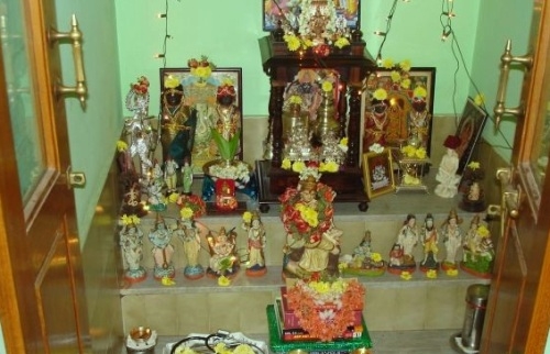 Be careful in the Vastu of ‘pooja ghar’ in house