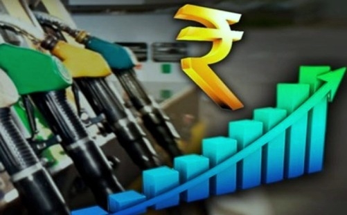 गिरते रुपये और महंगे क्रूड ऑयल से जनता परेशान
