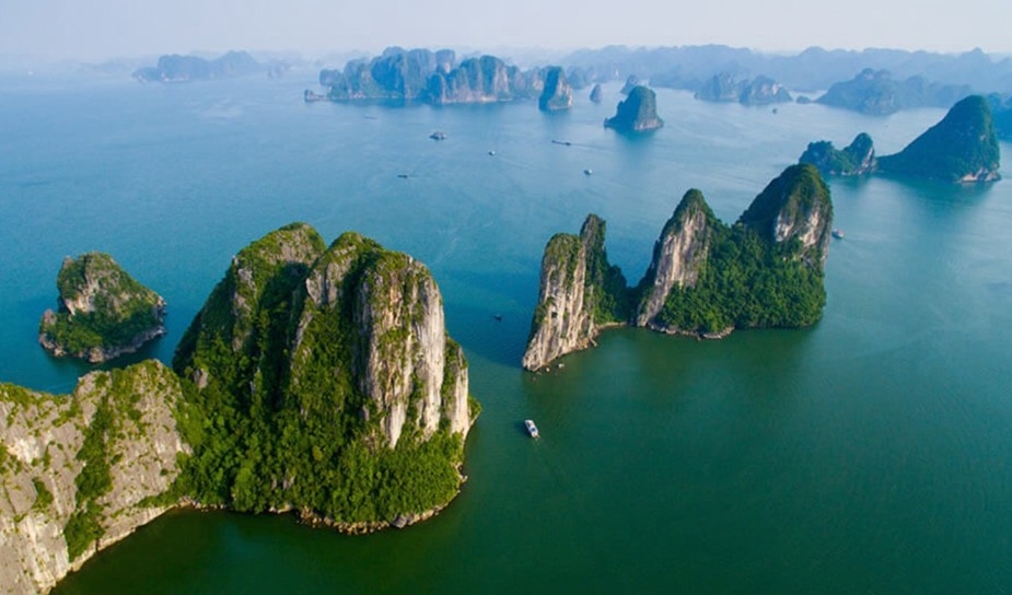Visit these Amazing places of world for stunning experience