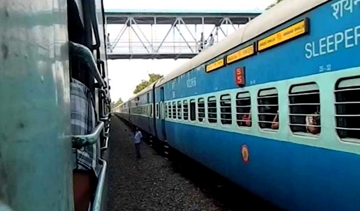 Rs one lakh crore for railway safety fund: Jaitley (Lead)