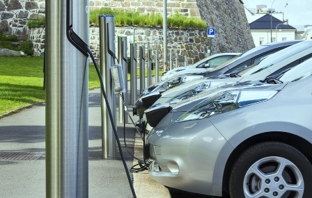 The Government on 'back foot' in case of the electric vehicles