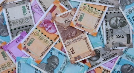 The biggest fall in rupee in a day after 6 years