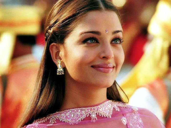 Aishwarya Rai sung 'Teri Yaad Humsafar' song shyly 