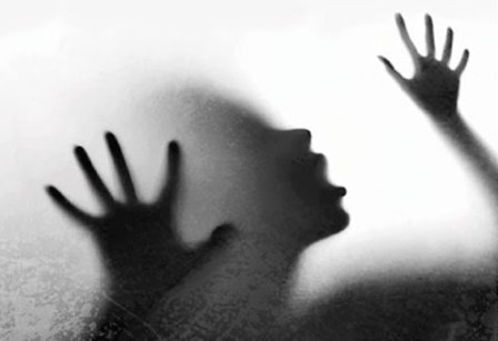 भारत में दिनों-दिन बढ़ती ही जा रही हैं दुष्कर्म की वारदातें