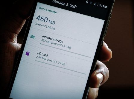 Delete unnecessary applications from mobile phone