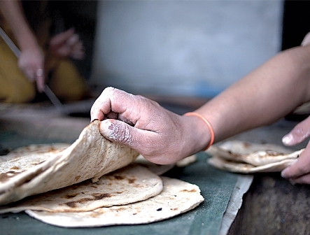 Flour becomes very expensive in Pakistan