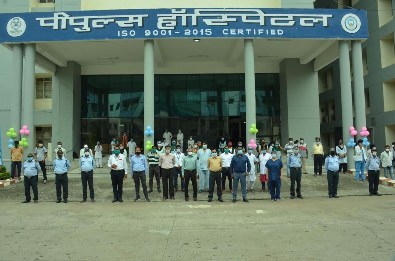 पीपुल्स हॉस्पिटल, भानपुर में जारी है कोरोना वायरस से संक्रमित मरीज़ों का इलाज