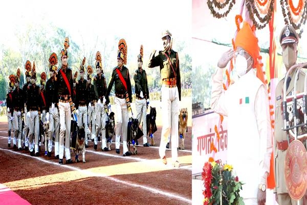 Governor Mangubhai Patel Unfurled National Flag at State-Level Ceremony