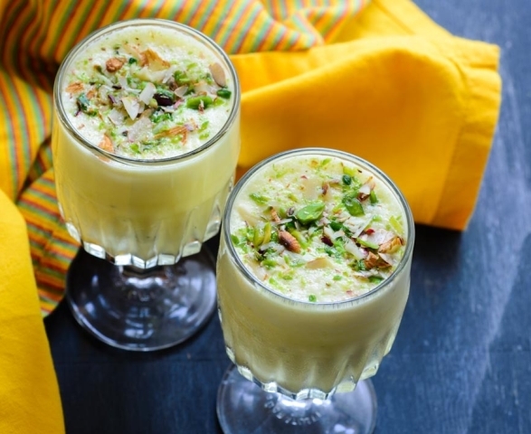Kesar Elaichi Lassi 