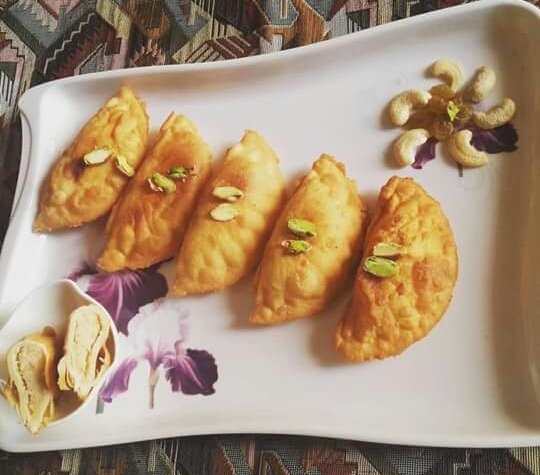 Semolina Gujiya 