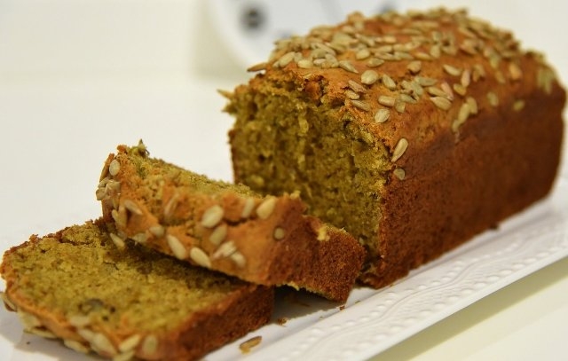 Healthy Spicy Banana Cake 