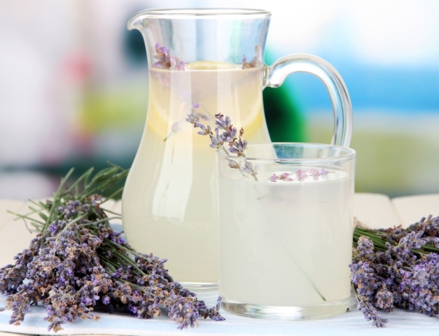 Lavender Lemonade Cooler - refreshing summer drink