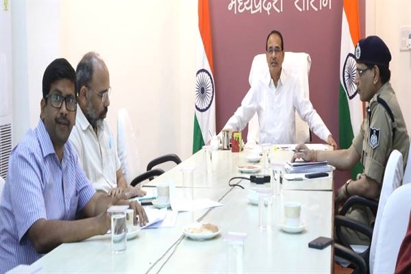 Totally destroy the criminals - Chief Minister Chouhan