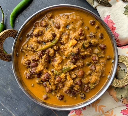 Kerala Kadala Curry - Spicy Chickpeas in Coconut Curry