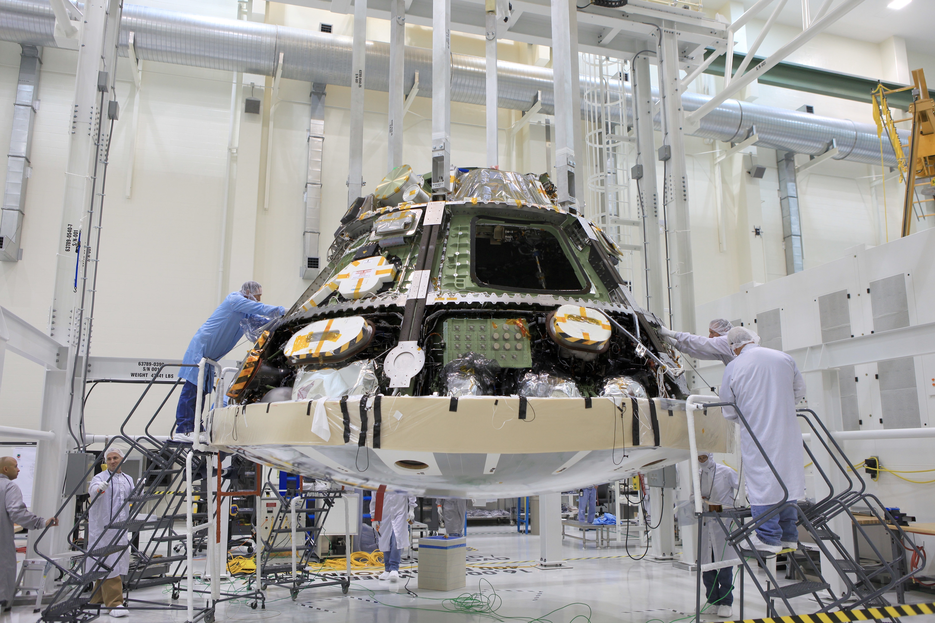 NASA s Orion spacecraft passes key safety test
