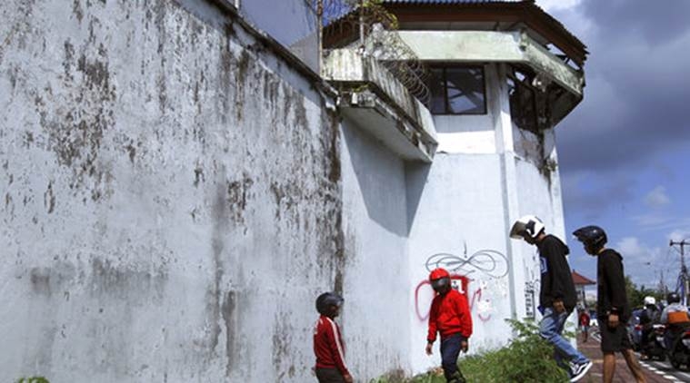 Indian escapes from Bali prison