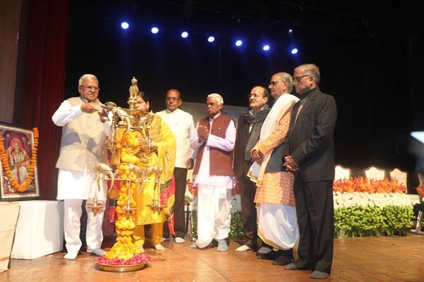 Governor Patel inaugurates Republic festival ‘Lokrang’