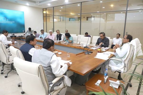 Complete necessary preparations for Rabi procurement : CM Chouhan