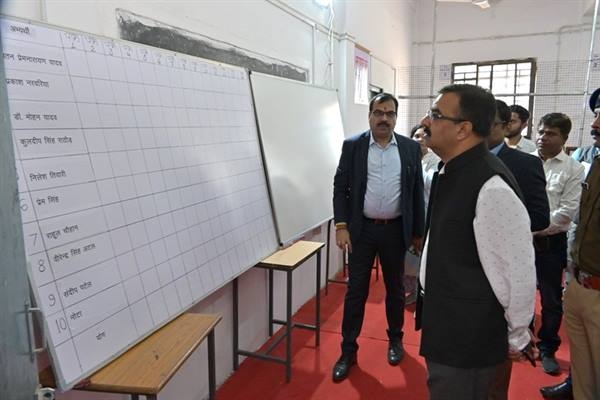 Chief Electoral Officer Rajan inspects counting venue in Ujjain, apprises himself about the strong room and security arrangements 