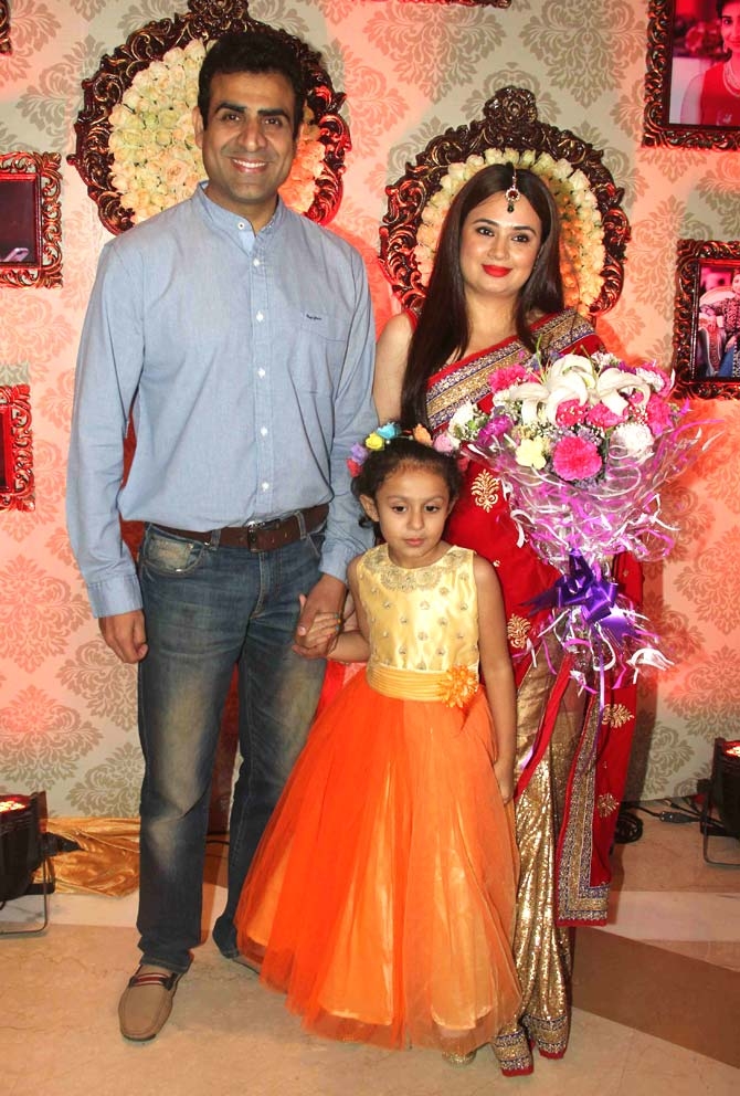 Shalini Rohit Sagar Celebrate Nine Years Of Togetherness Window To News Get rohit sagar's performance price, rate get to know how to book rohit sagar for a concert wedding or a show.