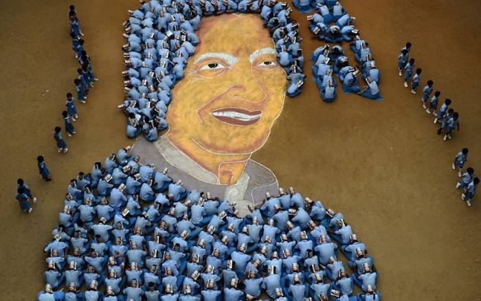Magnificent Picture of former President A.P.J. Abdul Kalam made by school students on 