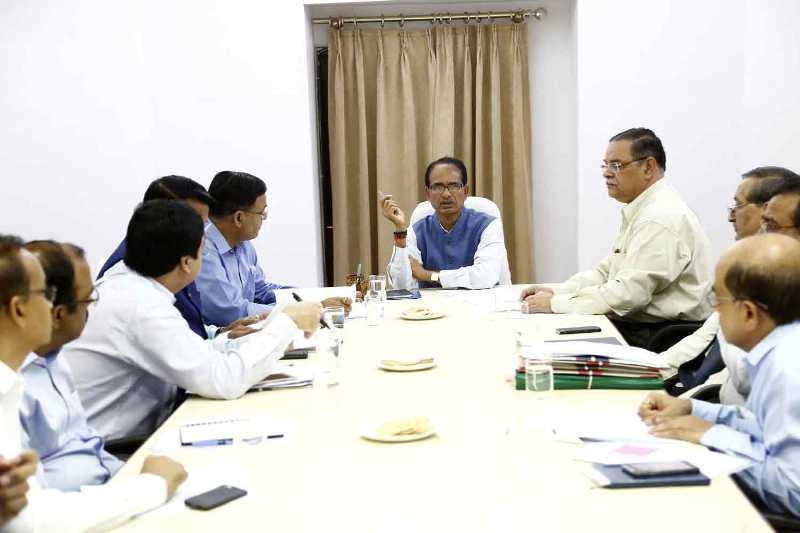 CM Chouhan Reviews Preparations of President Kovind’s Programmes