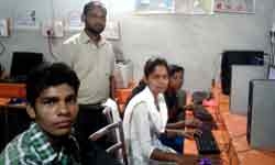 Jhalluram starts enterprise and provides jobs to others