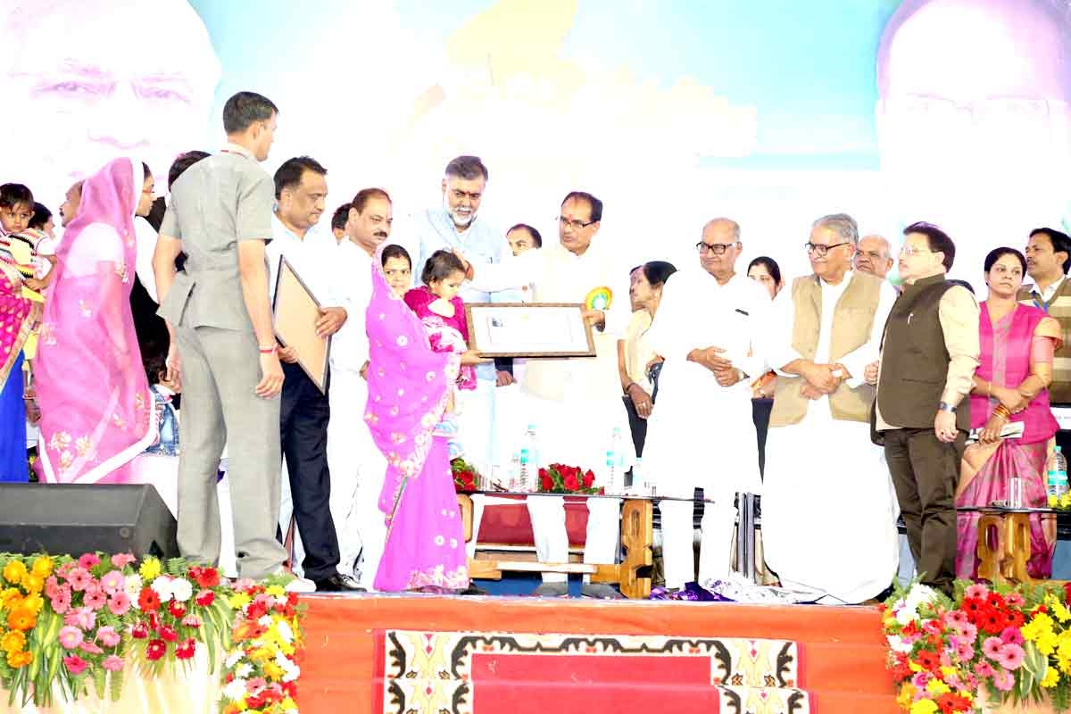 CM Chouhan Gifts Development Works Costing Rs. 625 Crore to Sagar District