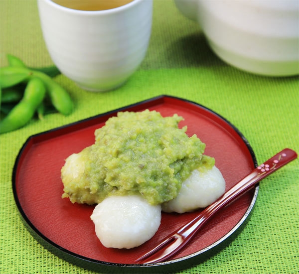Zundamochi Edamame Paste with Rice Cakes