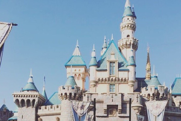 Disney music executive charged with child sex abuse 