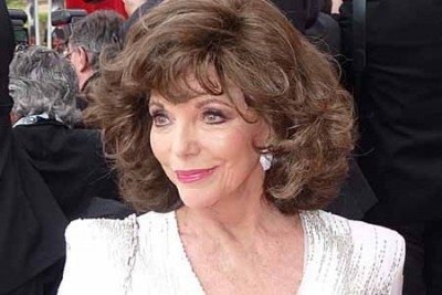  Joan Collins doesn t follow trends 