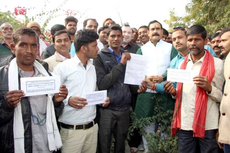 Farmers Must Adopt Advance Farming Techniques for Prosperity