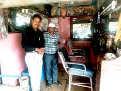 Labourer Mahendra Sarathe Becomes Owner of Hair Cutting Saloon