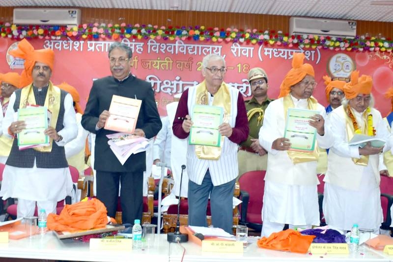 Make full contribution in nation-building- Governor Kohli