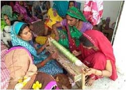 Traders sell bangles made by Navjyoti Mahila Sahakari Saakh Samiti  