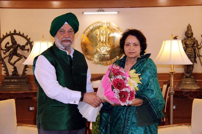 Minister Smt. Singh Urges Center to give Rs. 39 Crore for Closure of Bhanpur Dumping Ground
