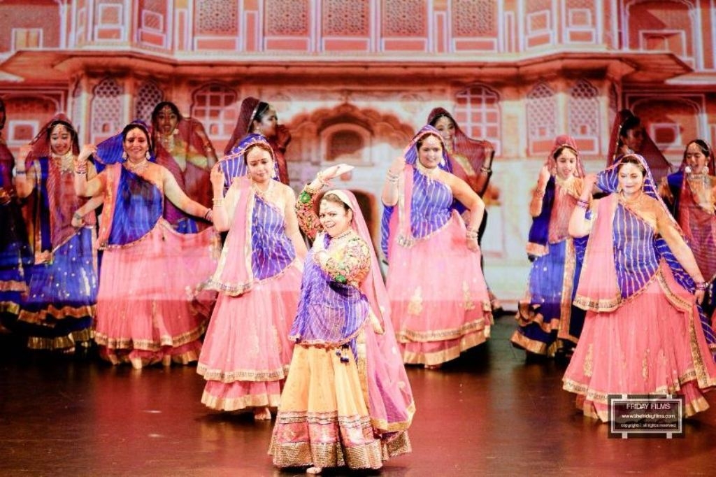 Varsha Naik represents Indian Culture at 
