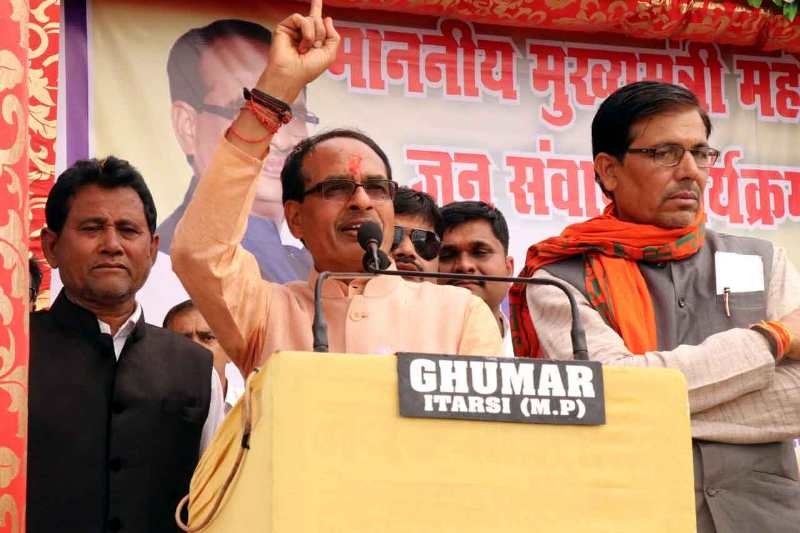 CM lays foundation and dedicates works after Jan Samvad in villages in Budni