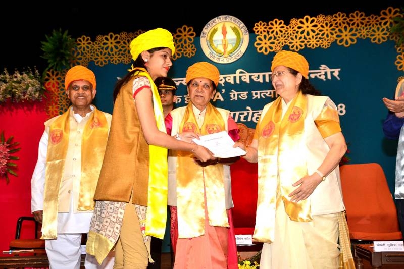 Universities to prepare their own Academic Calendar: Governor Smt. Patel