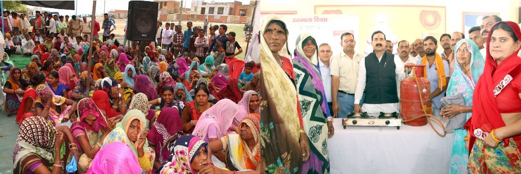 PR Minister visits village to village to distribute gas connections