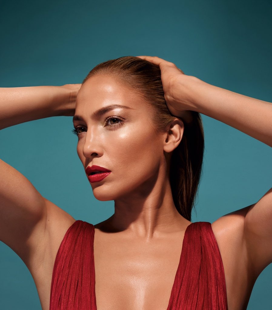 Jennifer Lopez to launch her makeup collection today