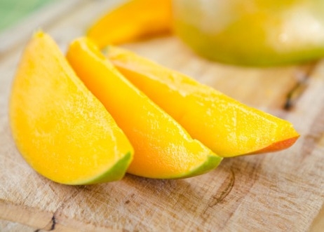 Love to eat mangoes this summer