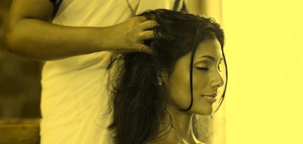 ​Why Oil Massage is necessary for healthy hair?