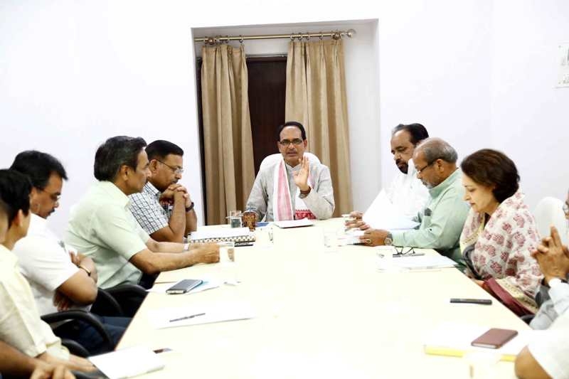 Provide benefits to registered unorganized labourers soon – CM Chouhan