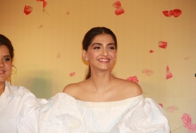 Sonam dislikes to spend money like water on marriage, the reason is 