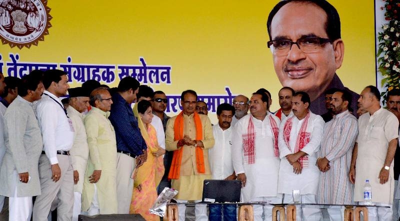 State government will spend Rs 20,000 crore on poor and welfare of labourers and development