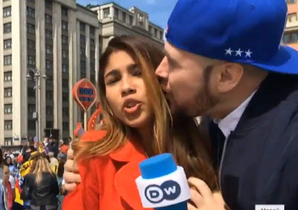 Colombian journalist kissed during Live TV reporting
