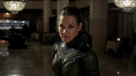 Evangeline Lilly, a marvel super heroine in ‘Ant-Man and the Wasp’