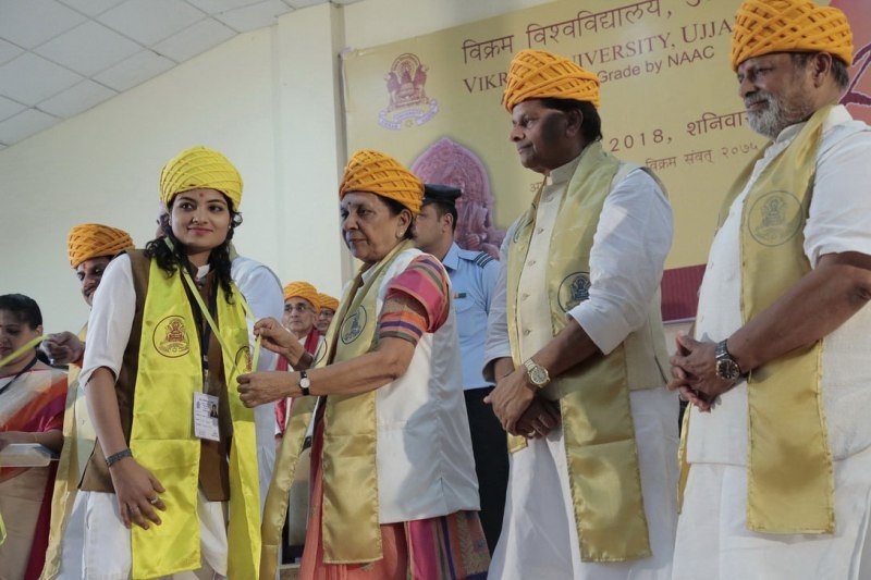Students should contribute in building New India- Governor Smt. Patel